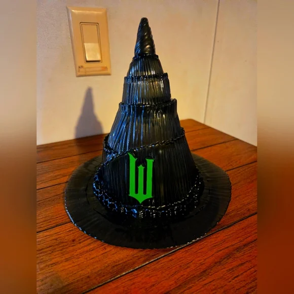 Wicked Elphaba Hat Sipper Cup - Picture 1 of 5